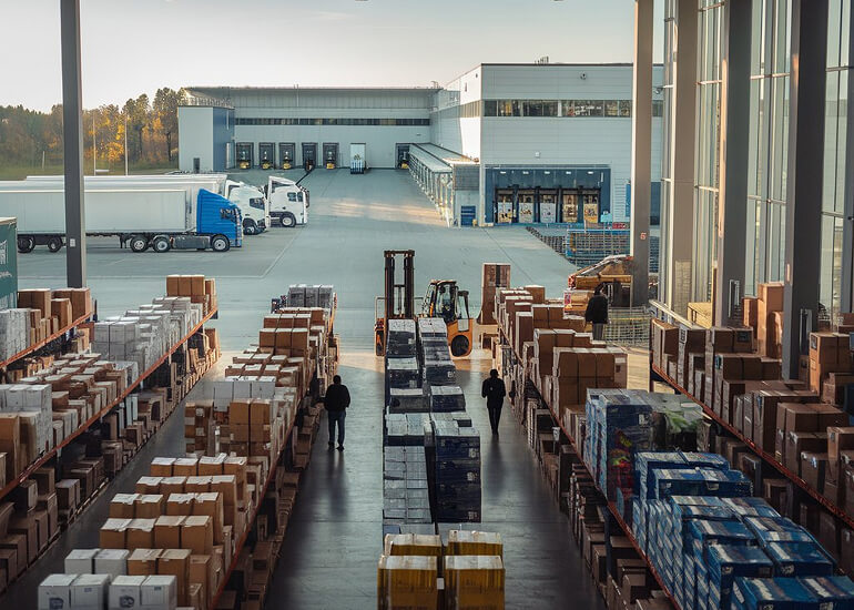 strategically-located for-efficient-logistics-operations-img
